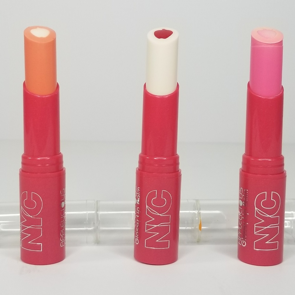 NYC Glossy Lip Balm Applelicious(a 3-flavour-pack)